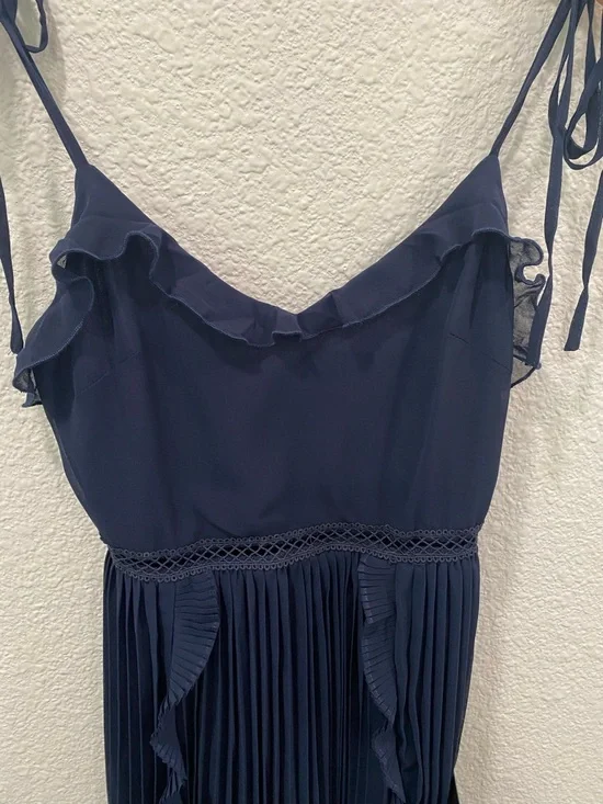 Lulus Dress Never A Dull Moment Navy Tie-Strap Pleated Midi Women’s Size XS NWT - Picture 7 of 14
